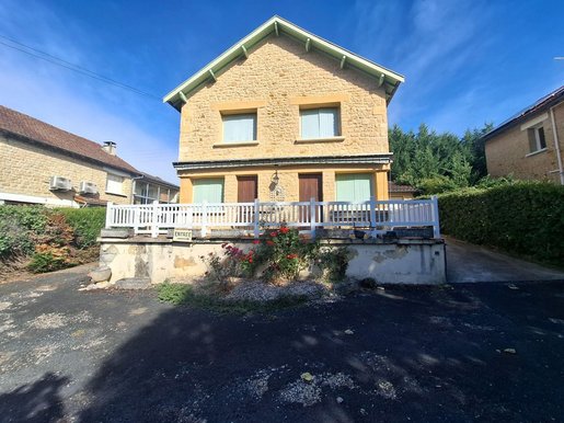 Maison 5 pièces 127 m² · à Sarlat-la-Canéda · 127 m² · 169 500 €