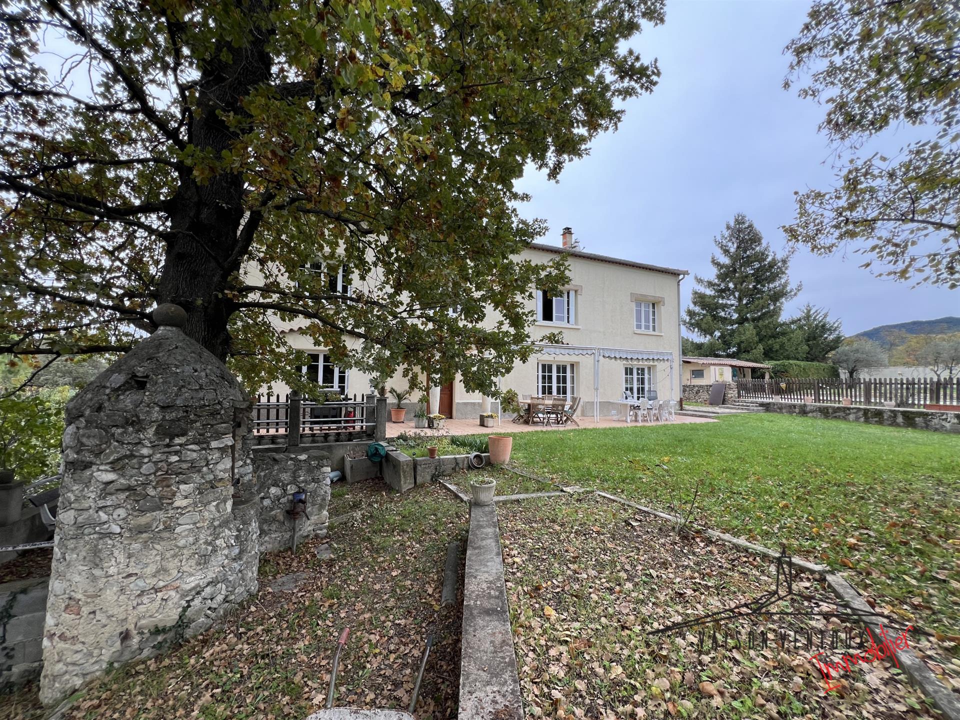 Maison à vendre, 250m², Vaison-la-Romaine
