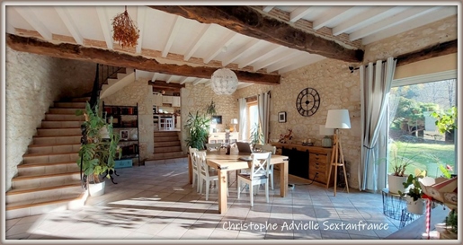 Maison 7 pièces 295 m² · à Pineuilh · 295 m² · 995 000 €