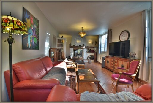 Maison 5 pièces 169 m² · à Saint-Sauveur · 169 m² · 317 000 €
