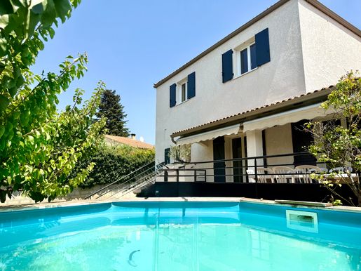 Maison 8 pièces 172 m² · à Générac · 172 m² · 385 000 €