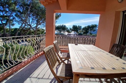 Maison 6 pièces 137 m² · à La Seyne-sur-Mer · 137 m² · 735 000 €