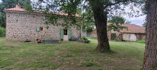 Maison 5 pièces 105 m² · à Abzac · 105 m² · 205 000 €