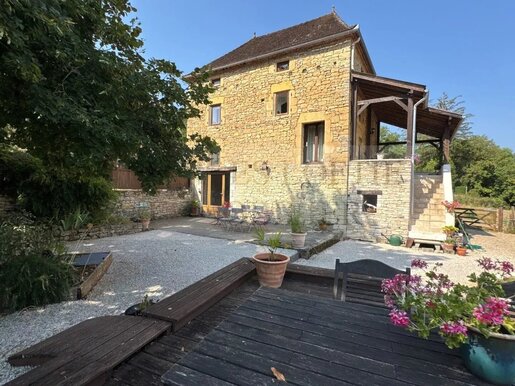 Maison 5 pièces 112 m² · à Cazals · 112 m² · 274 300 €