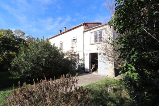 Maison 191 m² · à Arles · 191 m² · 315 000 €