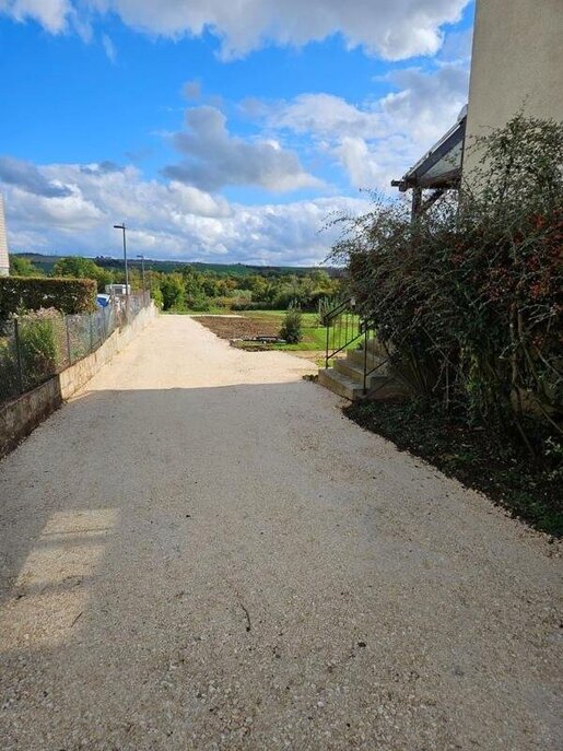 Terrain 852 m² · à Auxerre · 87 000 €