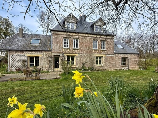 Maison 7 pièces 173 m² · à Étretat · 173 m² · 458 000 €