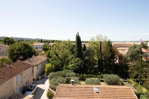 Appartement 1 pièce 27 m² · à Saint-Rémy-de-Provence · 27 m² · 125 000 €