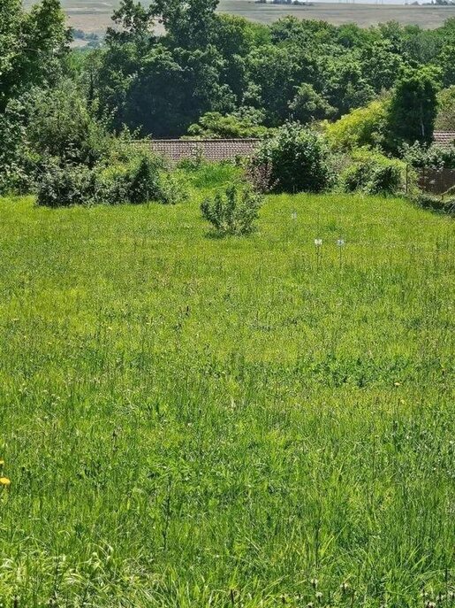 Terrain 1704 m² · à Auxerre · 160 000 €