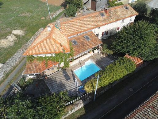 Maison 6 pièces 149 m² · aux Alleuds · 149 m² · 191 490 €
