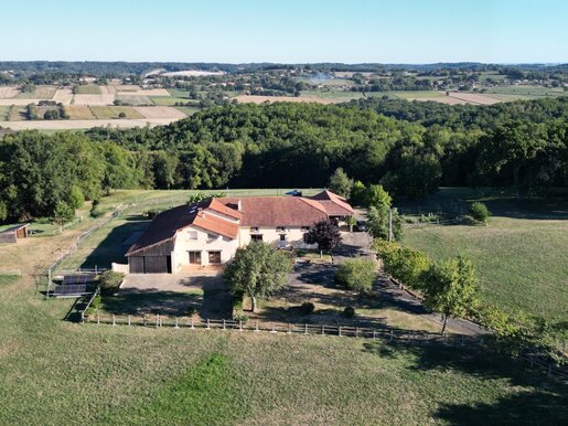 Maison 11 pièces 436 m² · à Saint-Gaudens · 436 m² · 880 000 €