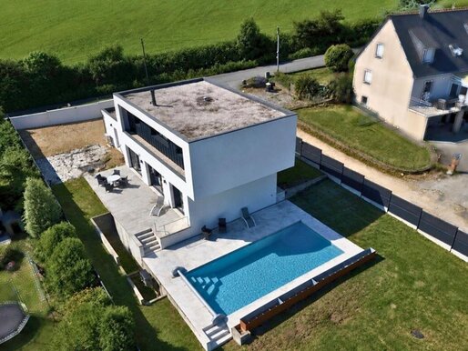 Maison 6 pièces 141 m² · à Saint-Yvi · 141 m² · 470 000 €