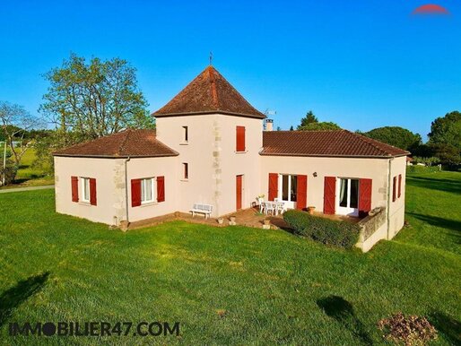 Maison 5 pièces 185 m² · à Prayssas · 185 m² · 249 000 €