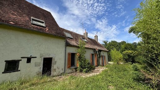 Maison 6 pièces 242 m² · à Montipouret · 242 m² · 82 000 €