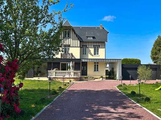 Maison 7 pièces 215 m² · à Fécamp · 215 m² · 572 000 €