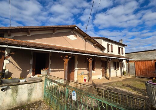 Maison 6 pièces 165 m² · à Montpon-Ménestérol · 165 m² · 146 500 €