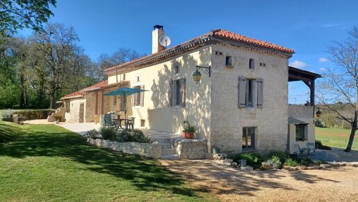 Maison 6 pièces 161 m² · à Puy-l'Évêque · 161 m² · 429 000 €