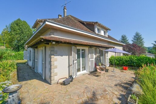 Maison 5 pièces 123 m² · à Châteauneuf-la-Forêt · 123 m² · 182 000 €