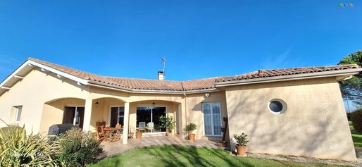 Maison 8 pièces 174 m² · à Mirande · 174 m² · 388 500 €