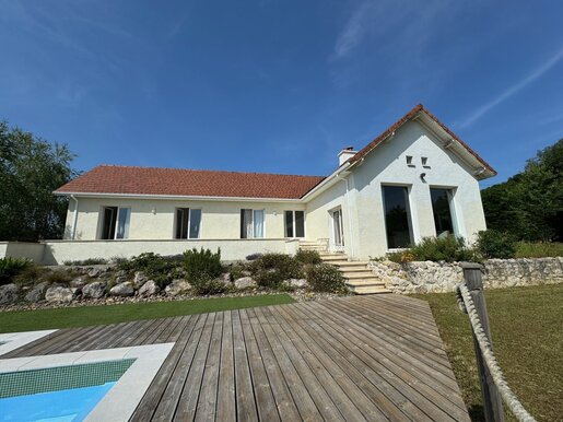 Maison 4 pièces 138 m² · à Garlin · 138 m² · 395 000 €