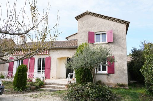 Maison 5 pièces 109 m² · à Cairanne · 109 m² · 259 000 €