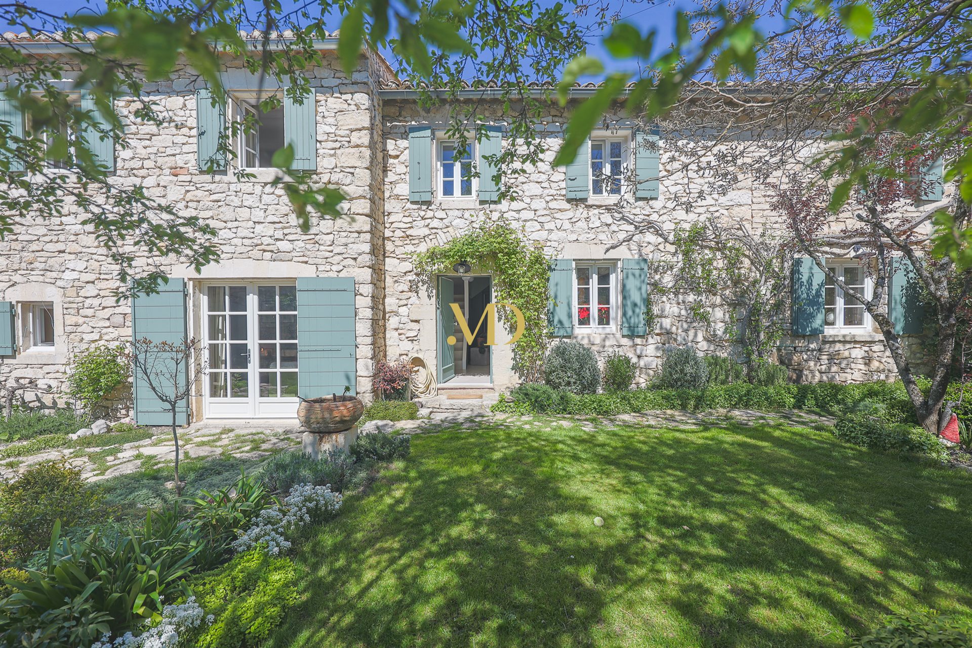 Maison à vendre, 180m², Murs