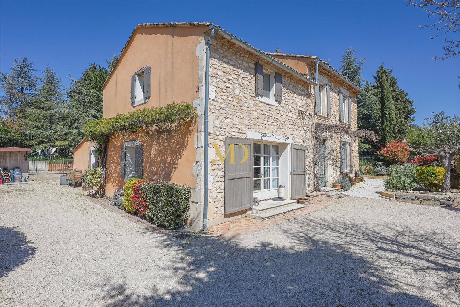 Maison à vendre, 183m², Saint-Saturnin-lès-Apt