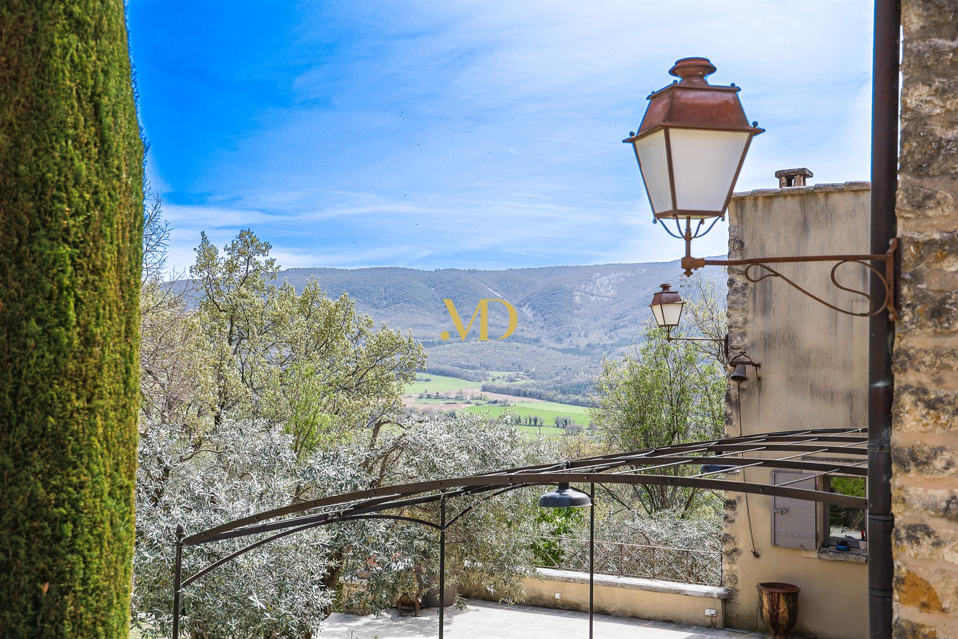 Maison à vendre, 307m², Saint-Martin-de-Castillon
