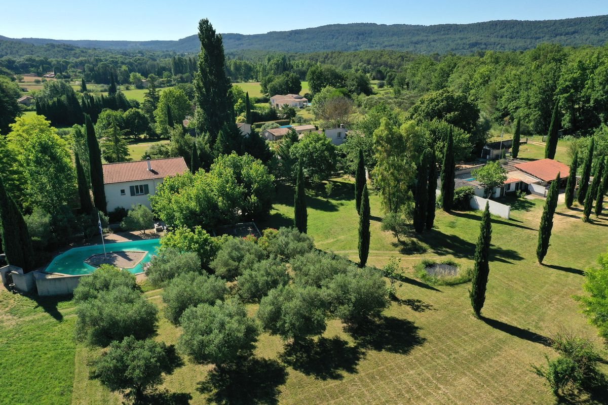 Maison à vendre, 245m², Villecroze