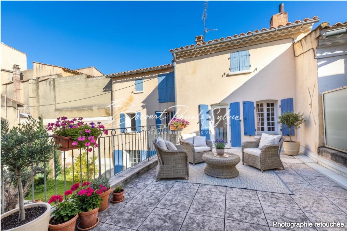 Maison à vendre, 187m², Saint-Saturnin-lès-Avignon