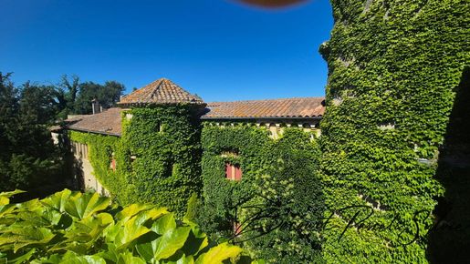 Immeuble 151 m² · au Pontet · 151 m² · 299 000 €