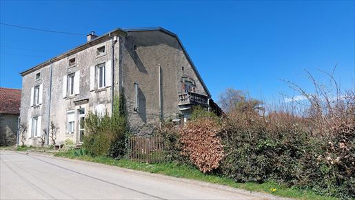 Maison 6 pièces 193 m² · à Martinvelle · 193 m² · 129 000 €