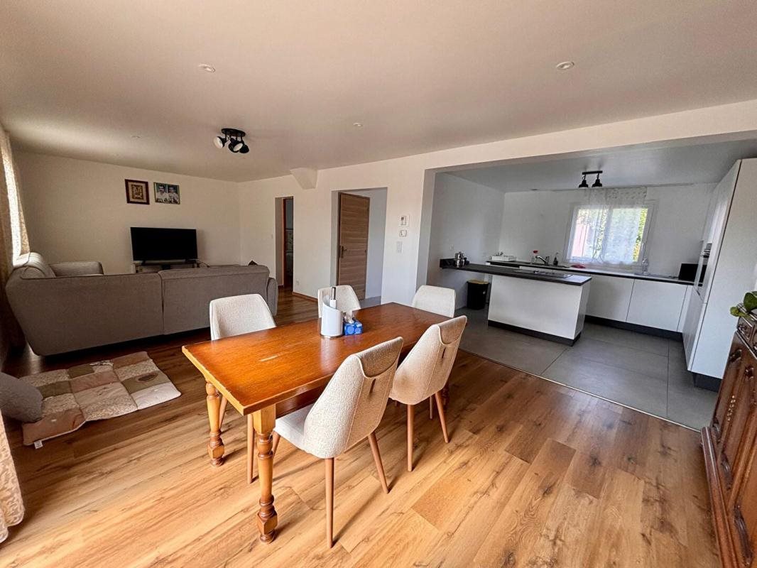 Maison à vendre, 130m², Challuy