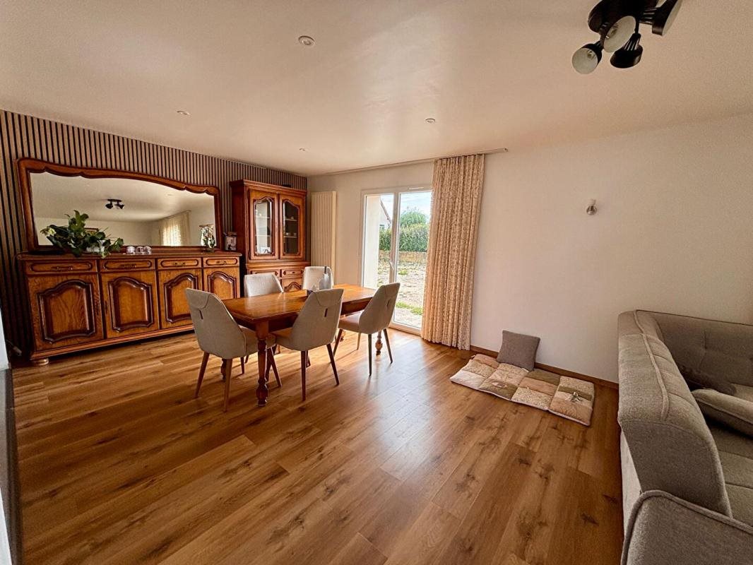Maison à vendre, 130m², Challuy