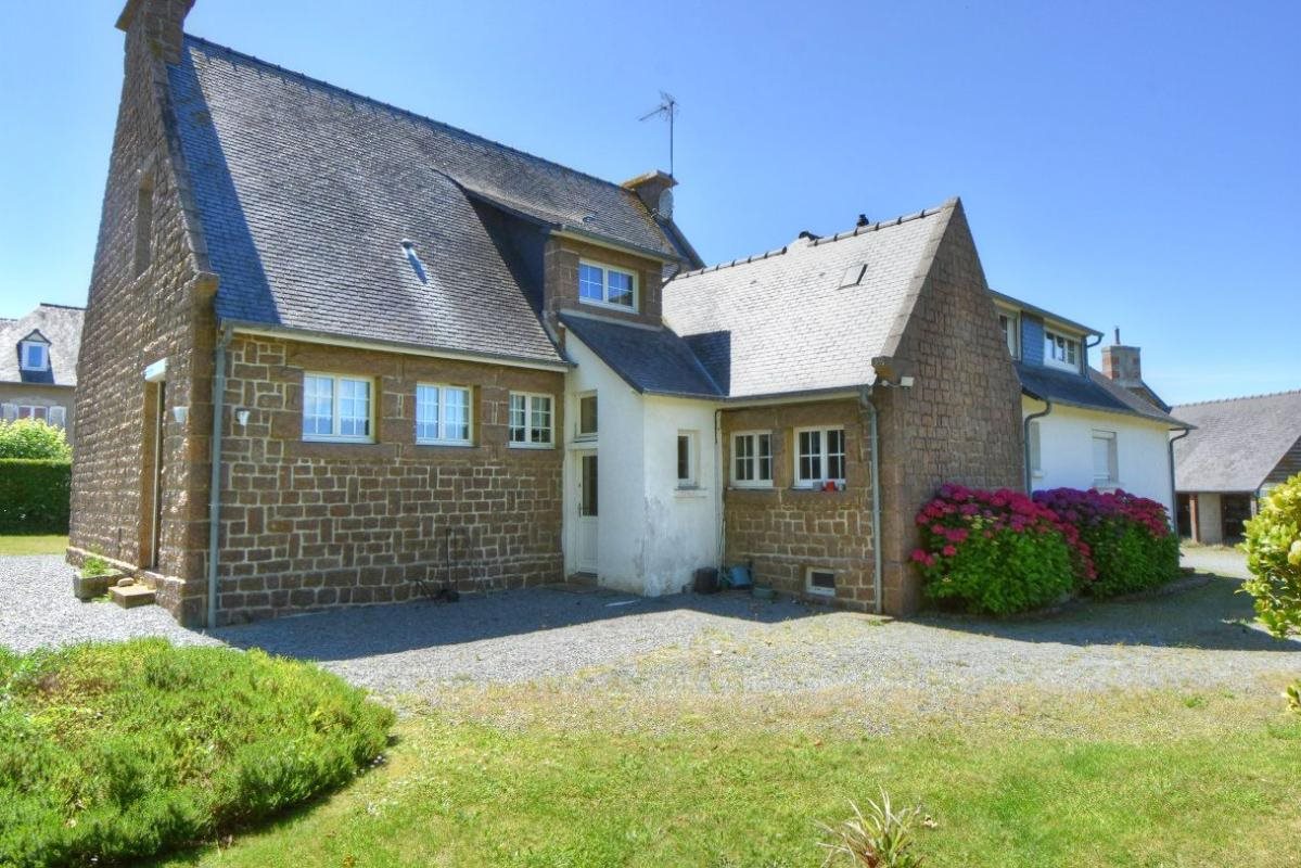 Maison à vendre, 213m², La Roche-Jaudy