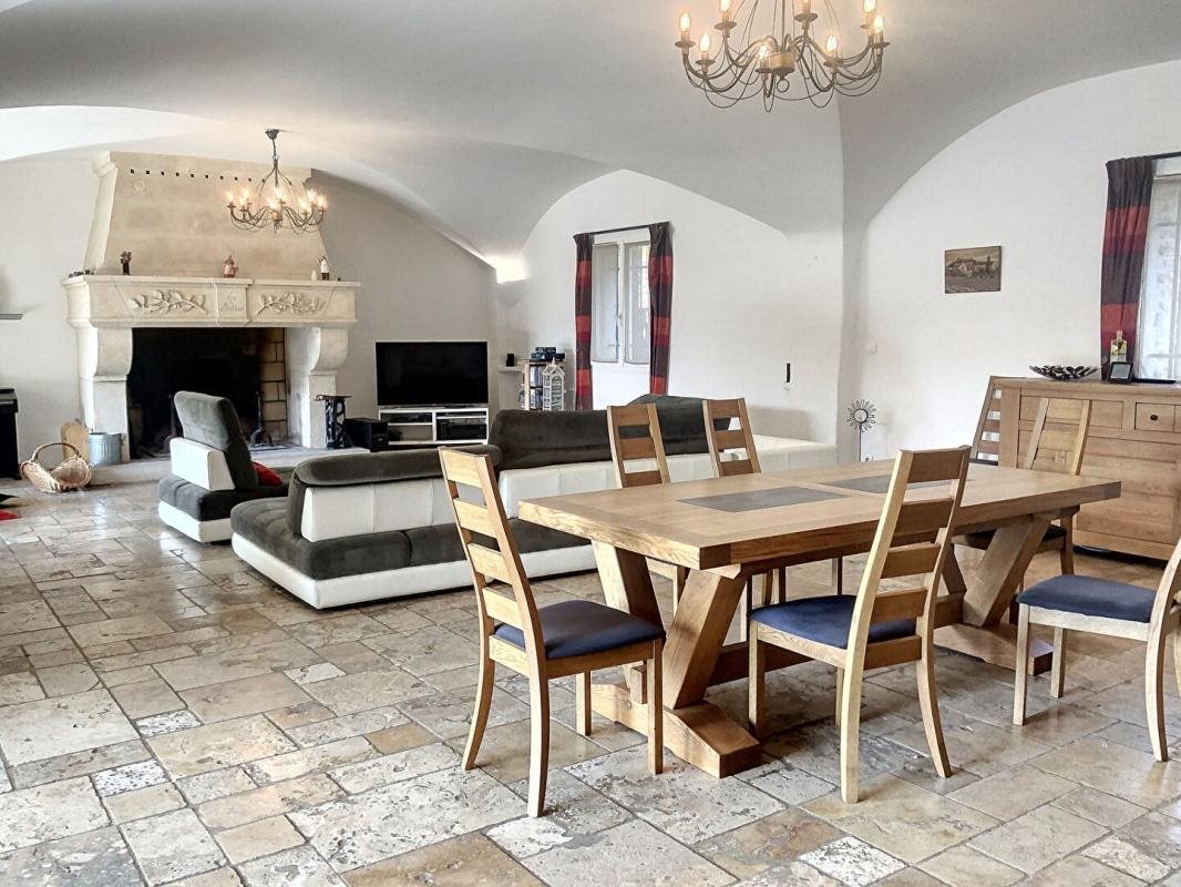 Maison à vendre, 552m², Banon