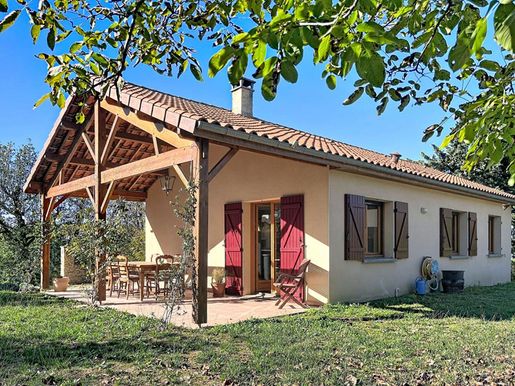 Maison 4 pièces 70 m² · à Bouzic · 70 m² · 239 000 €