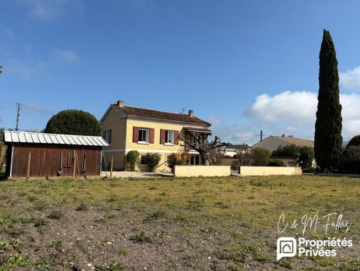 Maison 4 pièces 110 m² · à L'Isle-sur-la-Sorgue · 110 m² · 380 000 €