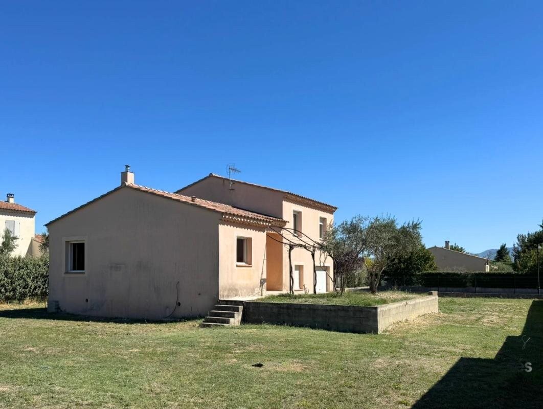Maison à vendre, 106m², Travaillan