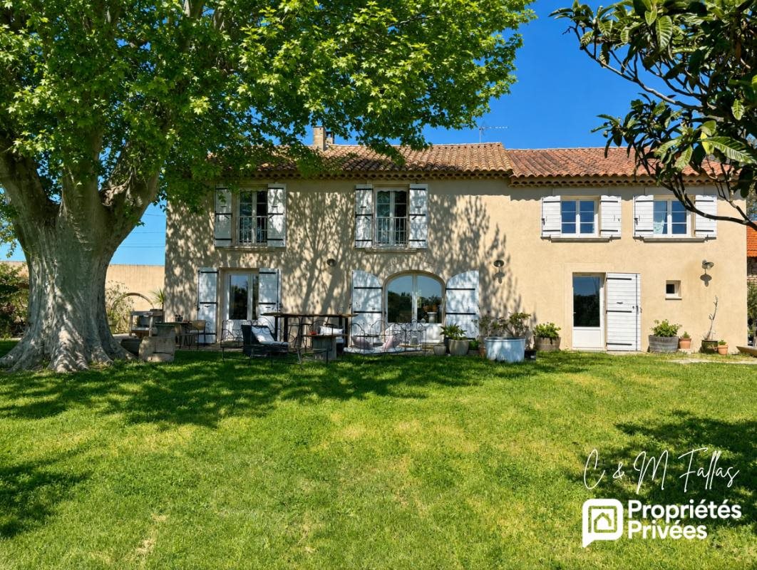 Maison à vendre, 205m², Camaret-sur-Aigues
