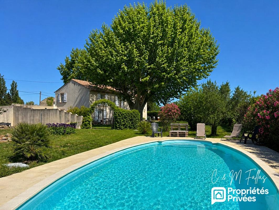 Maison à vendre, 205m², Camaret-sur-Aigues