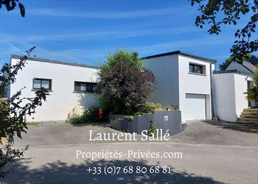 Maison 7 pièces 157 m² · à Ambon · 157 m² · 374 400 €