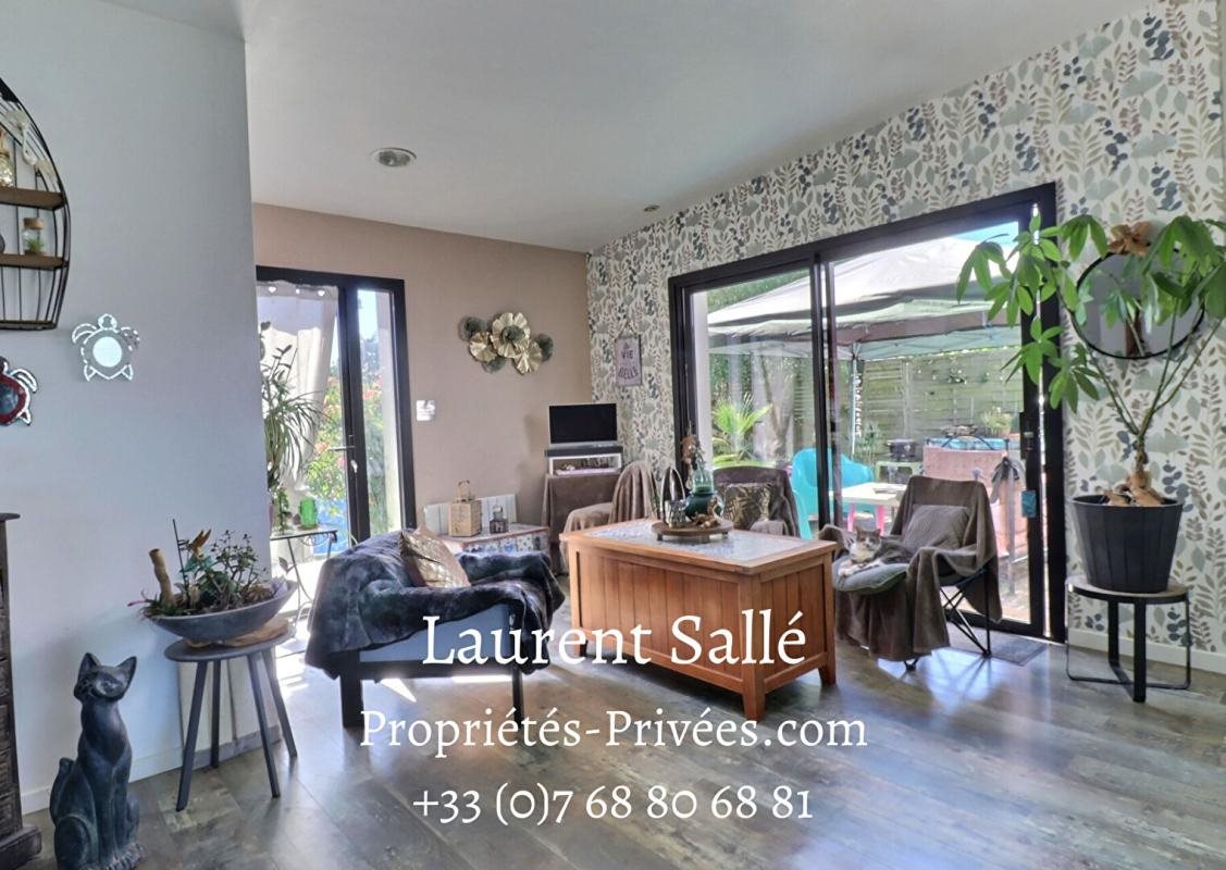 Maison à vendre, 157m², Ambon
