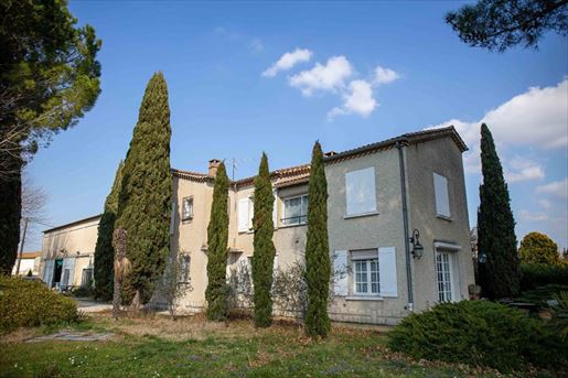 Maison 9 pièces 280 m² · à Avignon · 280 m² · 530 000 €