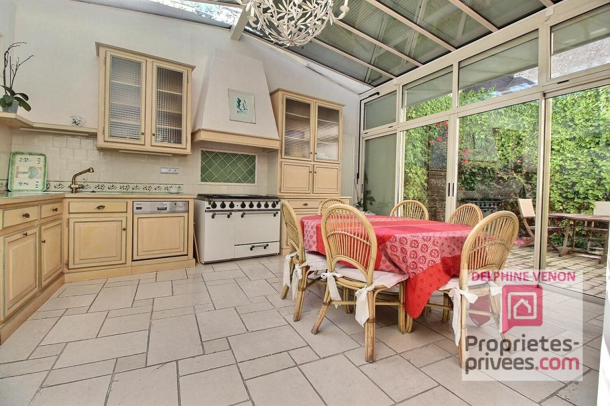 Maison à vendre, 252m², Châteauneuf-sur-Loire