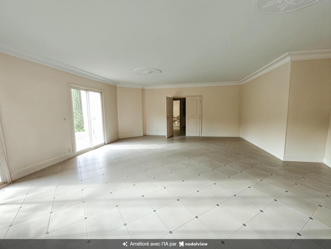 Maison à vendre, 192m², Yvrac
