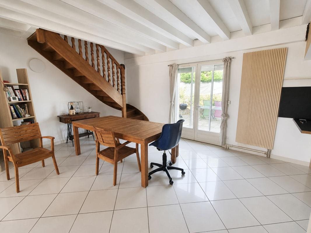 Maison à vendre, 166m², Lissieu