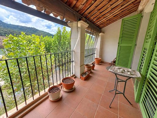 Maison 5 pièces 132 m² · à Rougiers · 132 m² · 215 000 €