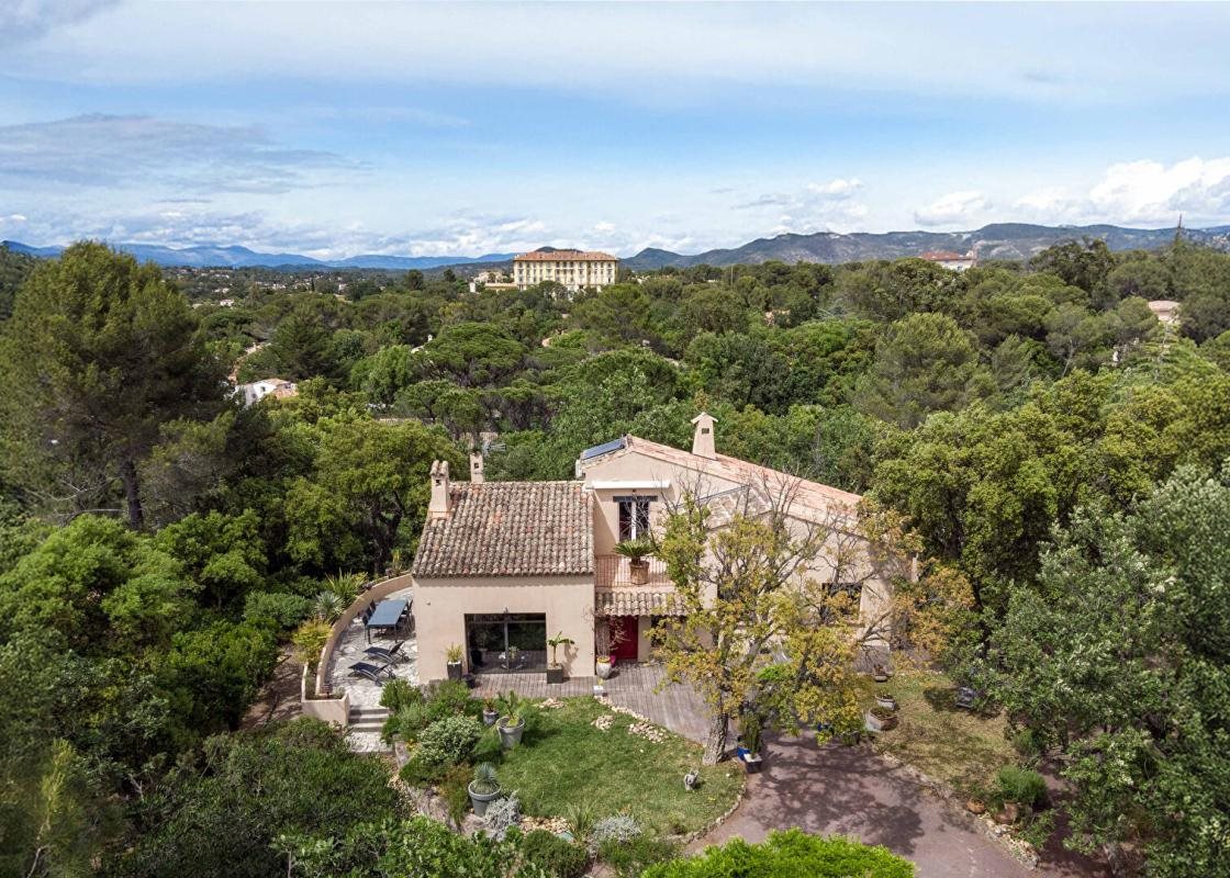 Maison à vendre, 175m², Fréjus