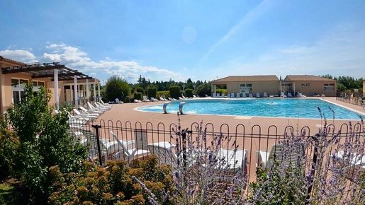 Maison 3 pièces 68 m² · à Aubignan · 68 m² · 136 000 €